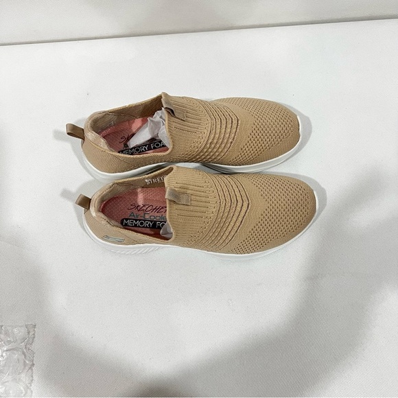 Skechers Ultra Flex Slip-On Sneaker Shoes Size 7.5 Taupe Tan  Stretchy Mesh - Picture 8 of 12